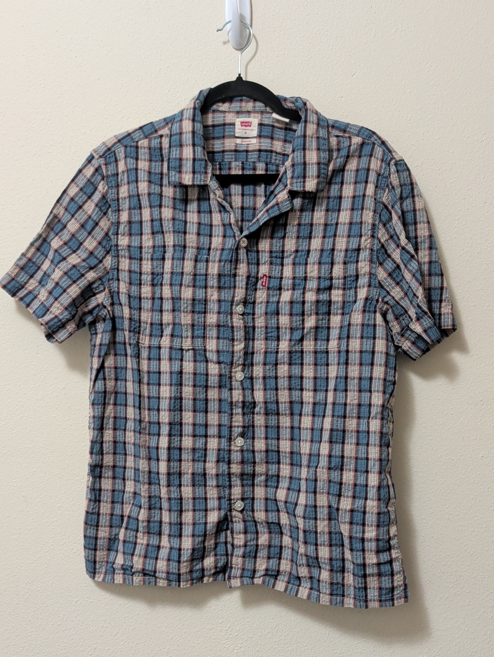 Levi's Blue and Cream Plaid Short-Sleeve Button-Down Shirt